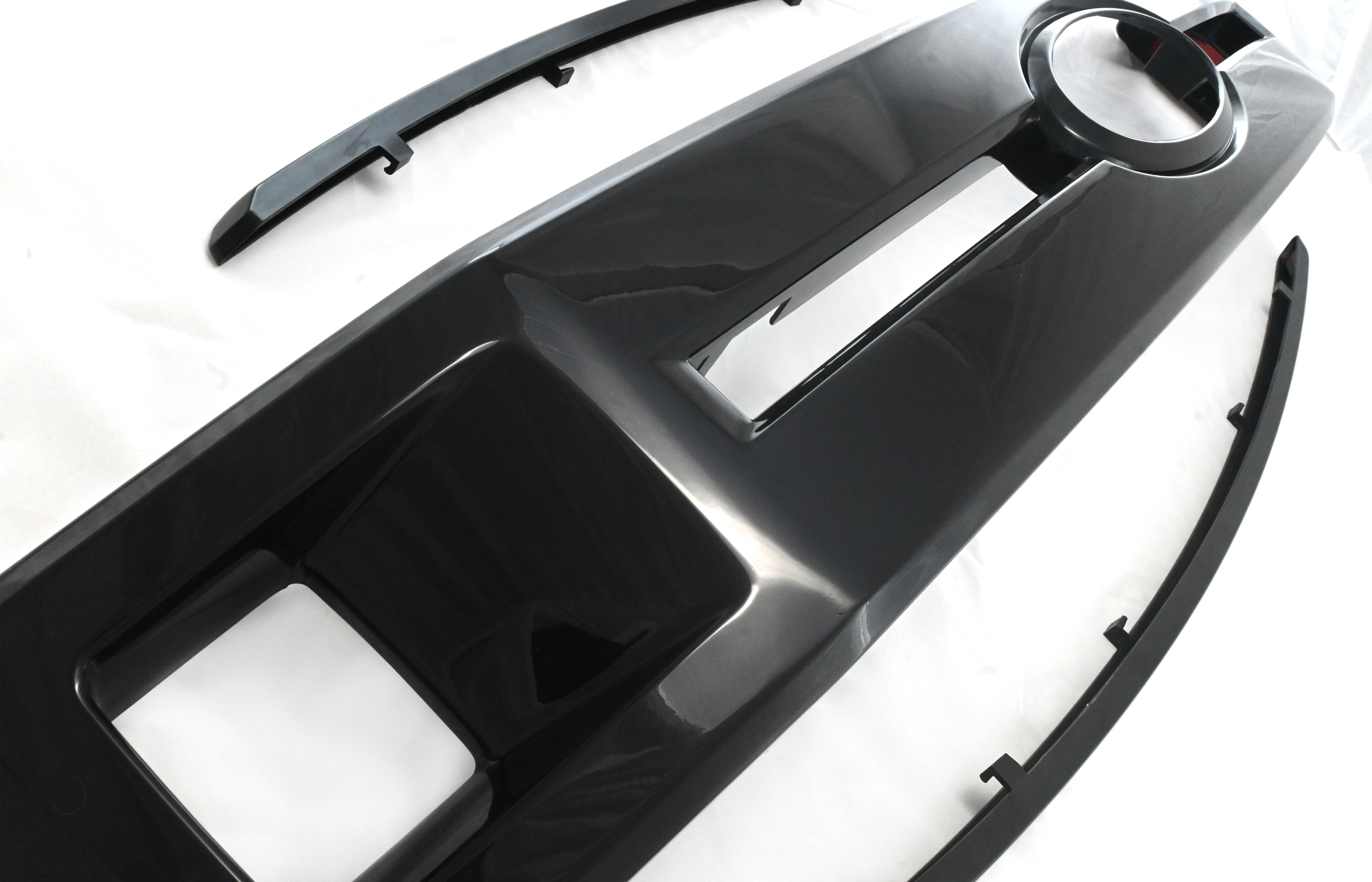 ABS6515BLK 18-20 Ford F-150 XLT 3 PCS Gloss Black Clip-On W/Tape Grille Overlay