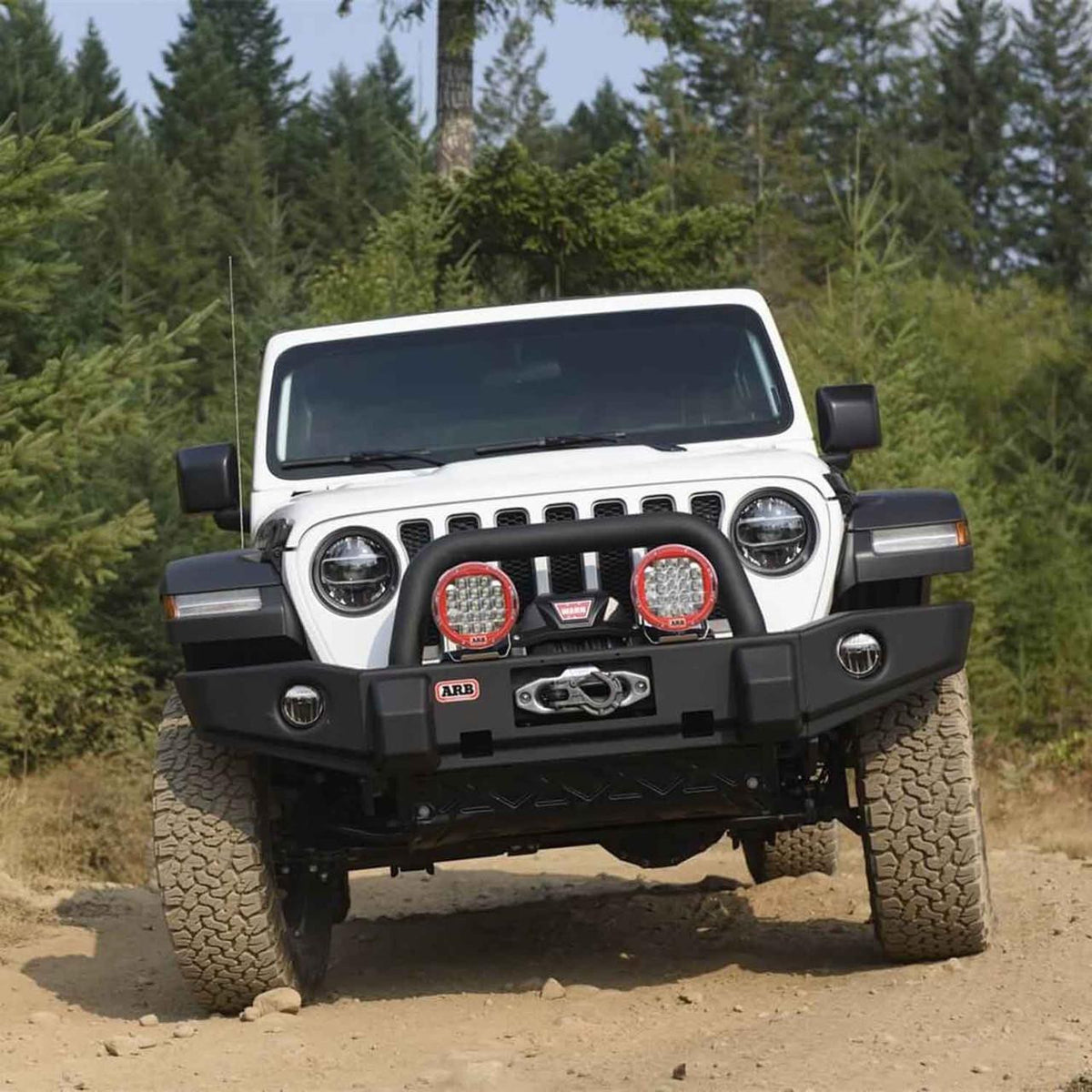 ARB Deluxe bumper for Jeep Wrangler JL and Gladiator JT