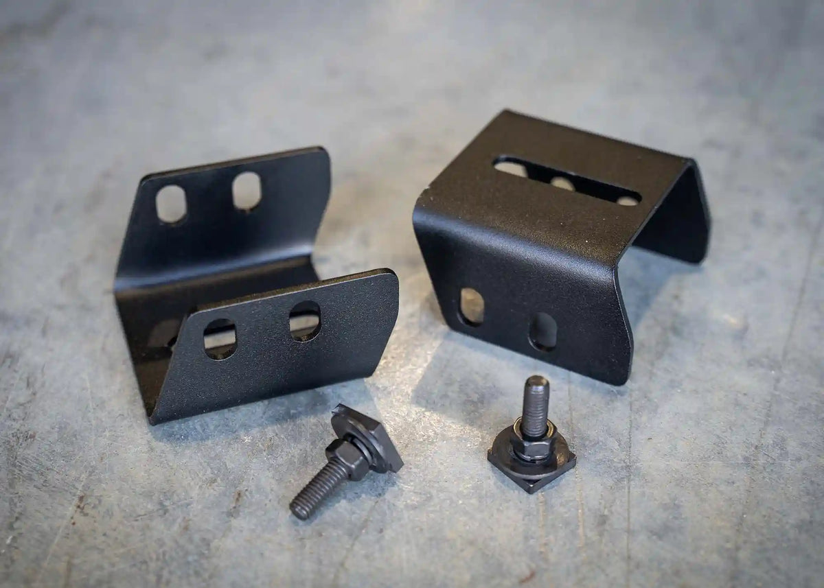 backwoods-bed-rack-retrax-cover-mount-adapter - NVMOS
