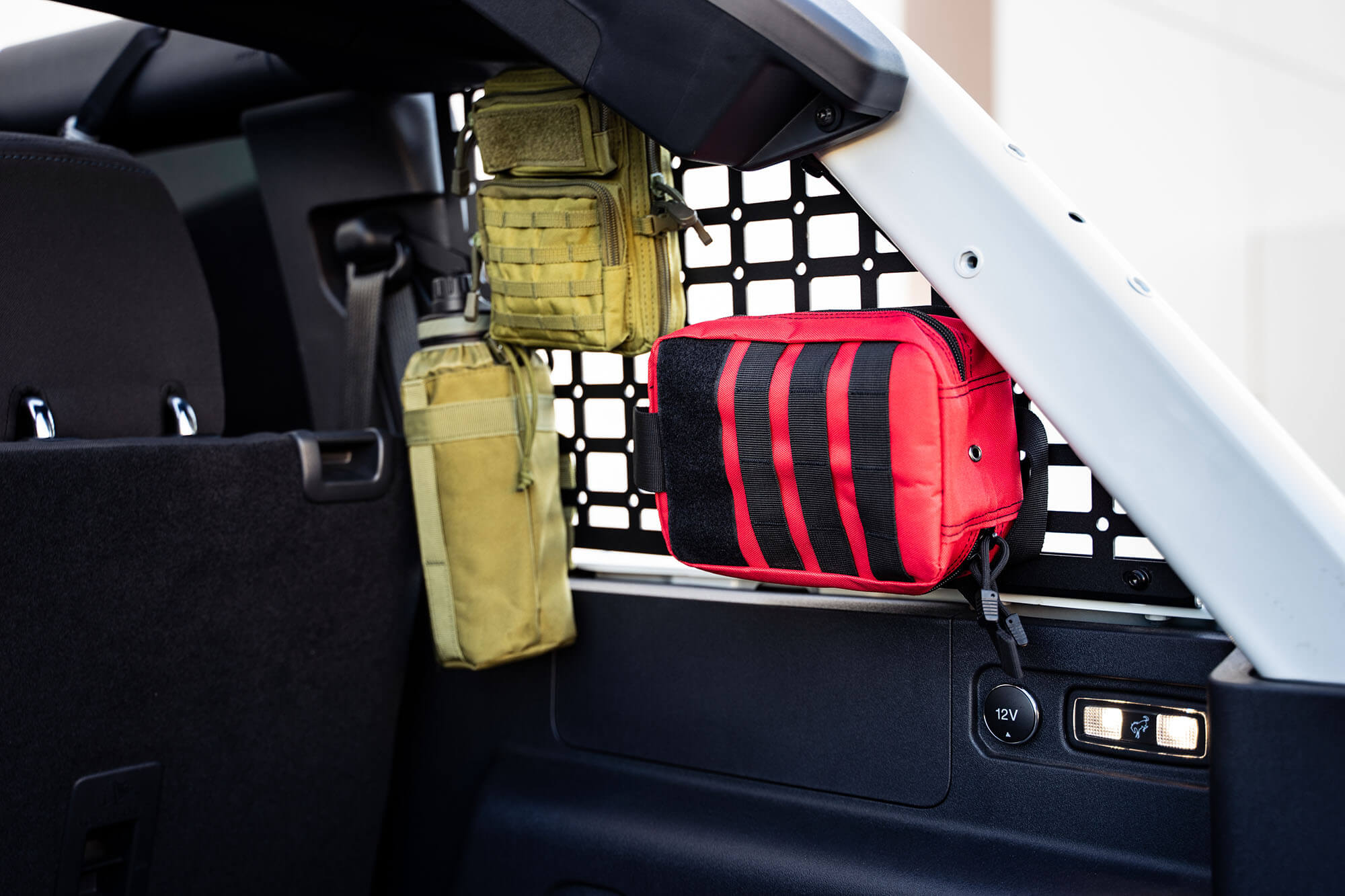 bronco-ford-window-molle-panel - NVMOS