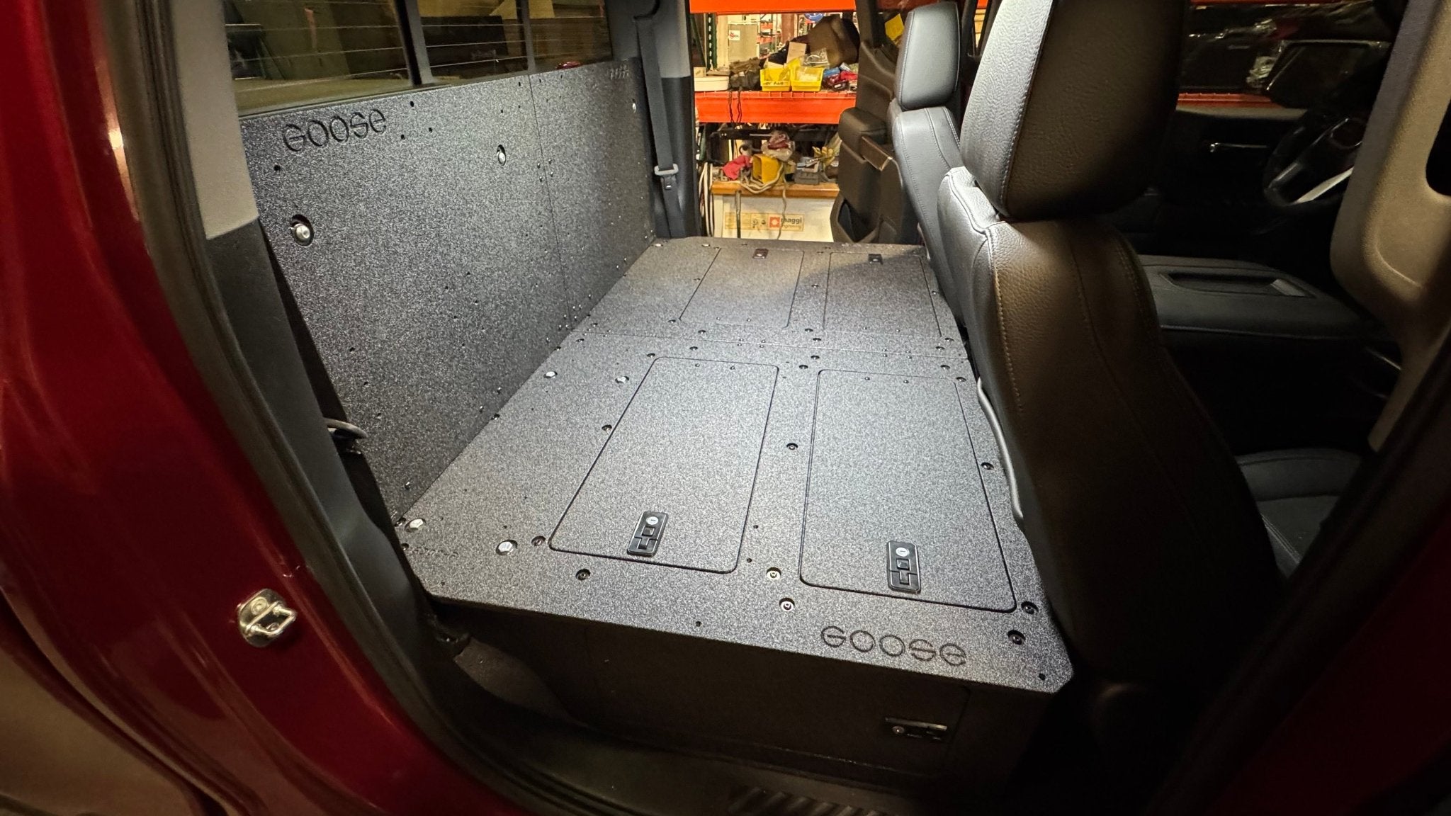 Goose Gear CHEVY - SILVERADO - 4TH GEN - GMC - SIERRA - 2019-PRESENT - 5TH GEN - EXPLORE SERIES - CREW CAB - SEAT DELETE PLATE SYSTEM - SECOND ROW - 100%