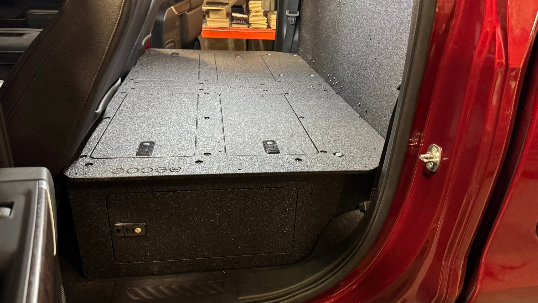 Goose Gear CHEVY - SILVERADO - 4TH GEN - GMC - SIERRA - 2019-PRESENT - 5TH GEN - EXPLORE SERIES - CREW CAB - SEAT DELETE PLATE SYSTEM - SECOND ROW - 100%