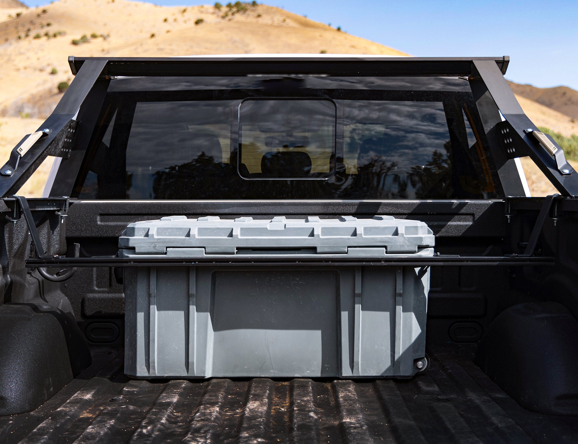 Storage Case/Cooler Mount
