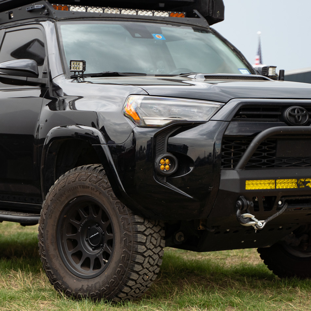 cr-fog-lights-4runner_0002_DSC01290-2_24d62b6b-306c-47a6-8a32-3a1d75aa390c - NVMOS