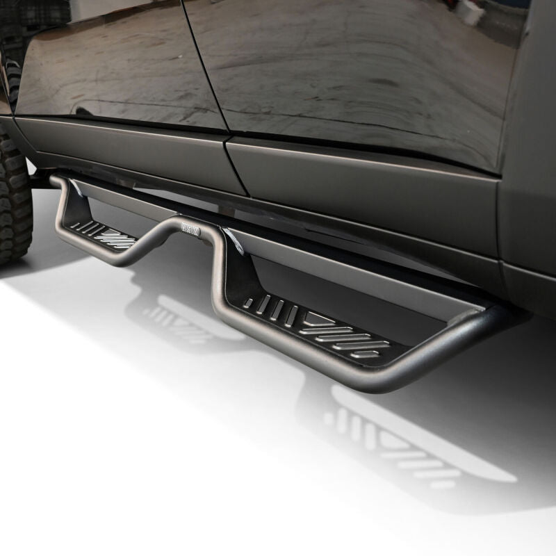 Westin Outlaw Drop Nerf Step Bars, fits Toyota Land Cruiser