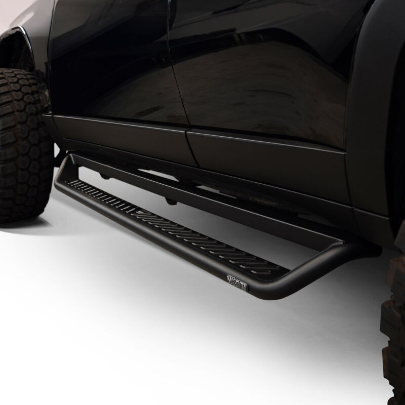 Westin Outlaw Drop Running Boards, fits Toyota Land Cruiser