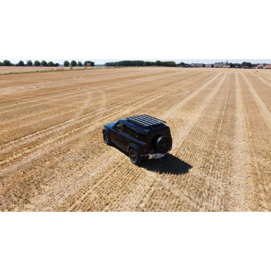 装备路虎 2020 款新 Defender 110 K9 车顶行李架套件