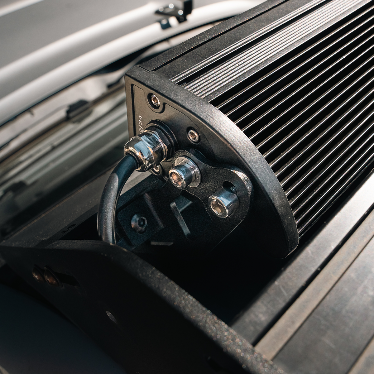 Cali Raised LED Sherpa Roof Rack Dual Function Light Bar Mounting Brackets