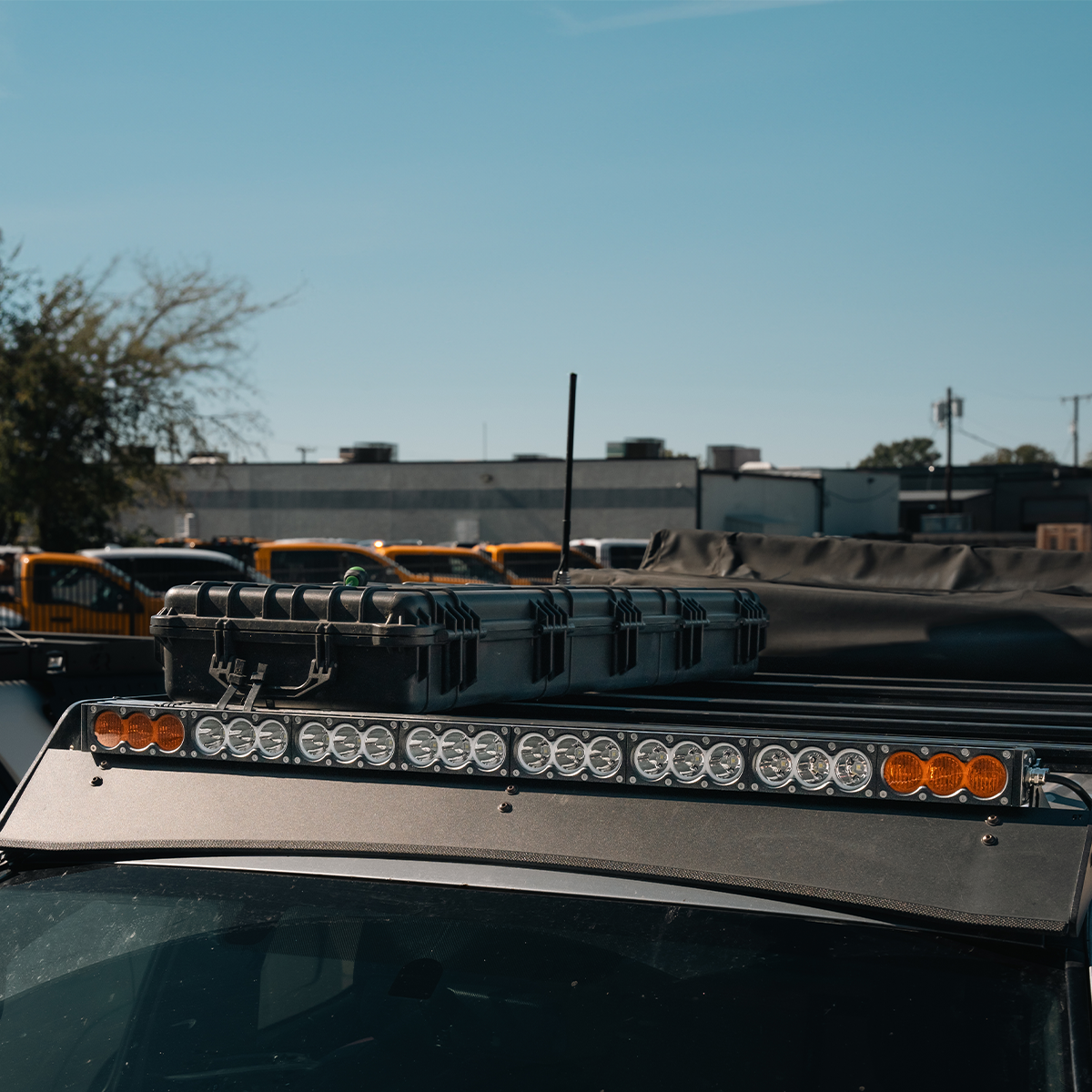 Cali Raised LED Dual Function Light Bar Sherpa Roof Rack Mounting Bracket Kit