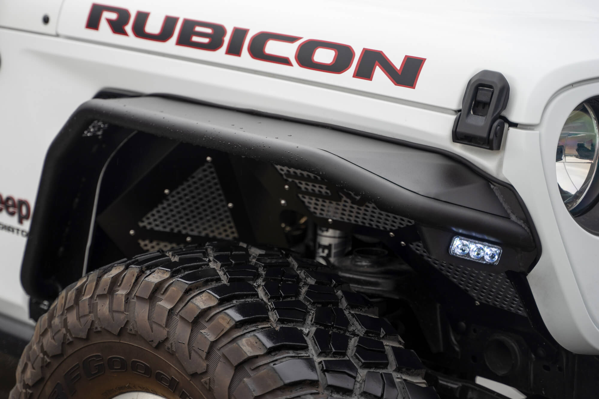 dv8-jeep-gladiator-fender-flares_041b51db-ef70-4689-9148-84d0d02490da - NVMOS
