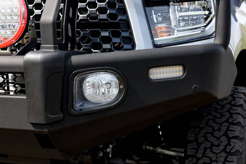 ARB Summit Combination Bumper Kit with Fog Lights and Mounting Kit, fits Toyota Tundra