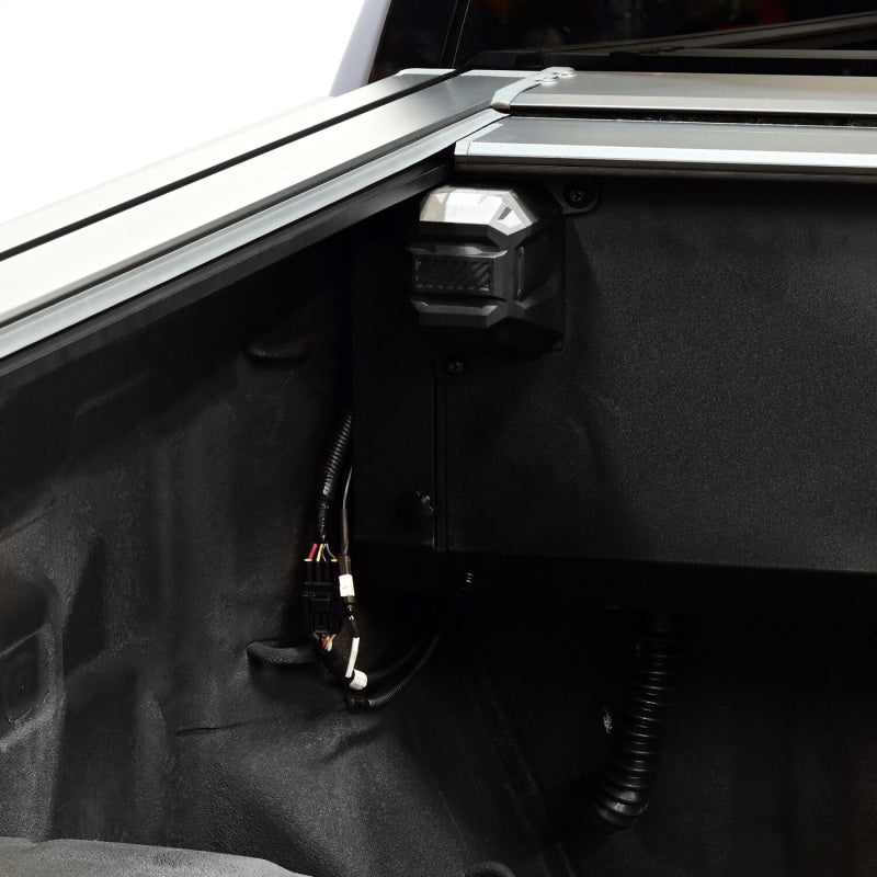 Westin Electric Retractable Tonneau Cover, 5 ft. 8 in. Bed, fits Chevy Silverado 1500
