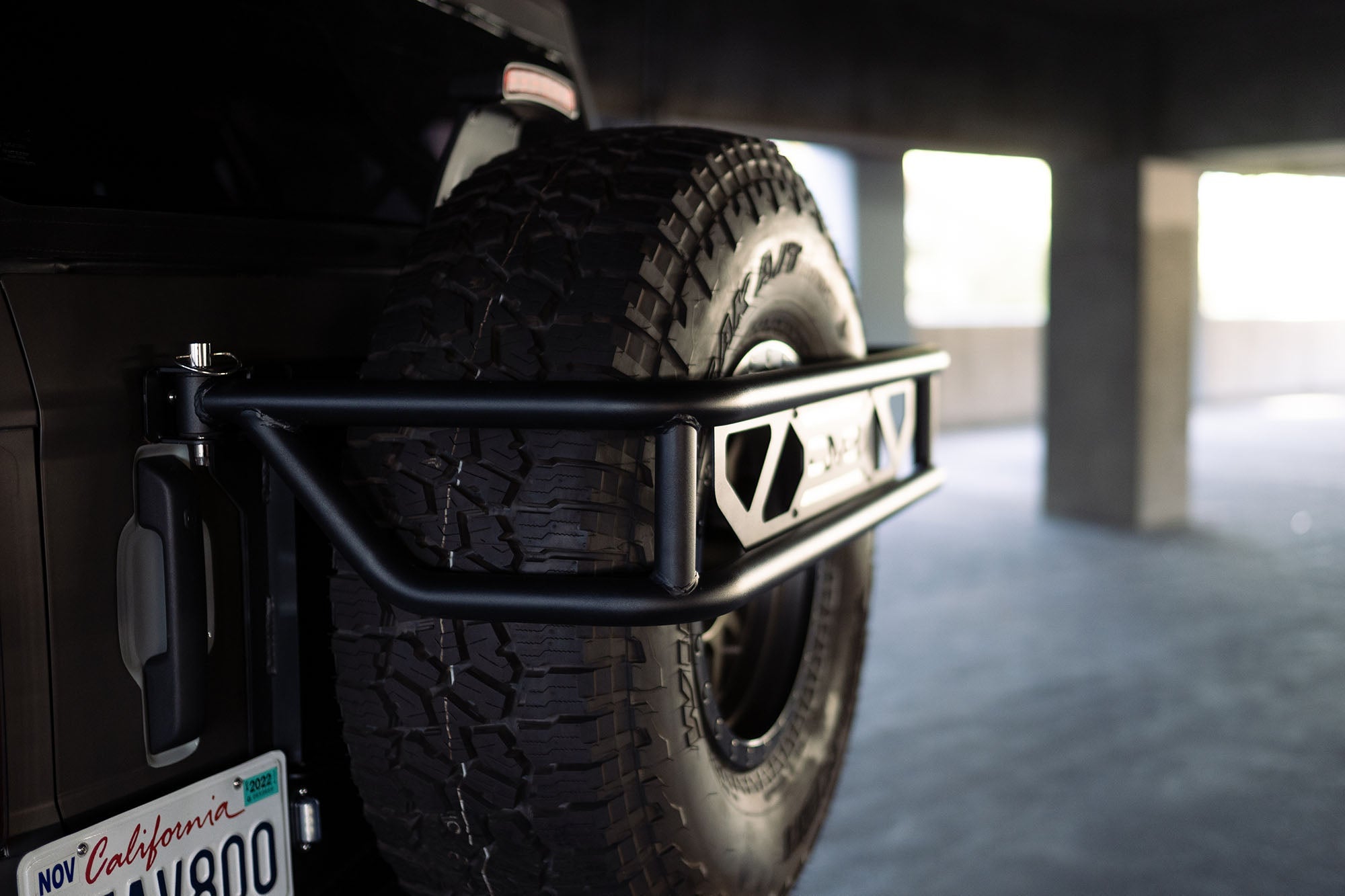 ford-bronco-spare-tire-guard-tailgate-reinforcement - NVMOS