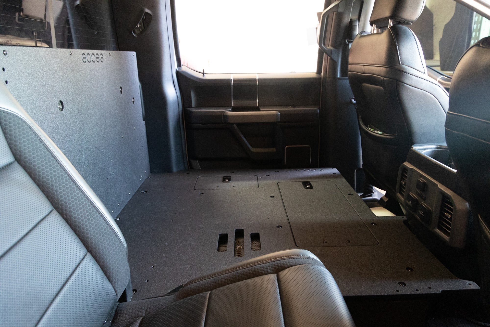 Ford F150 Raptor 2015-2020 2.ª generación SuperCrew: sistema de placa de eliminación del asiento de la segunda fila