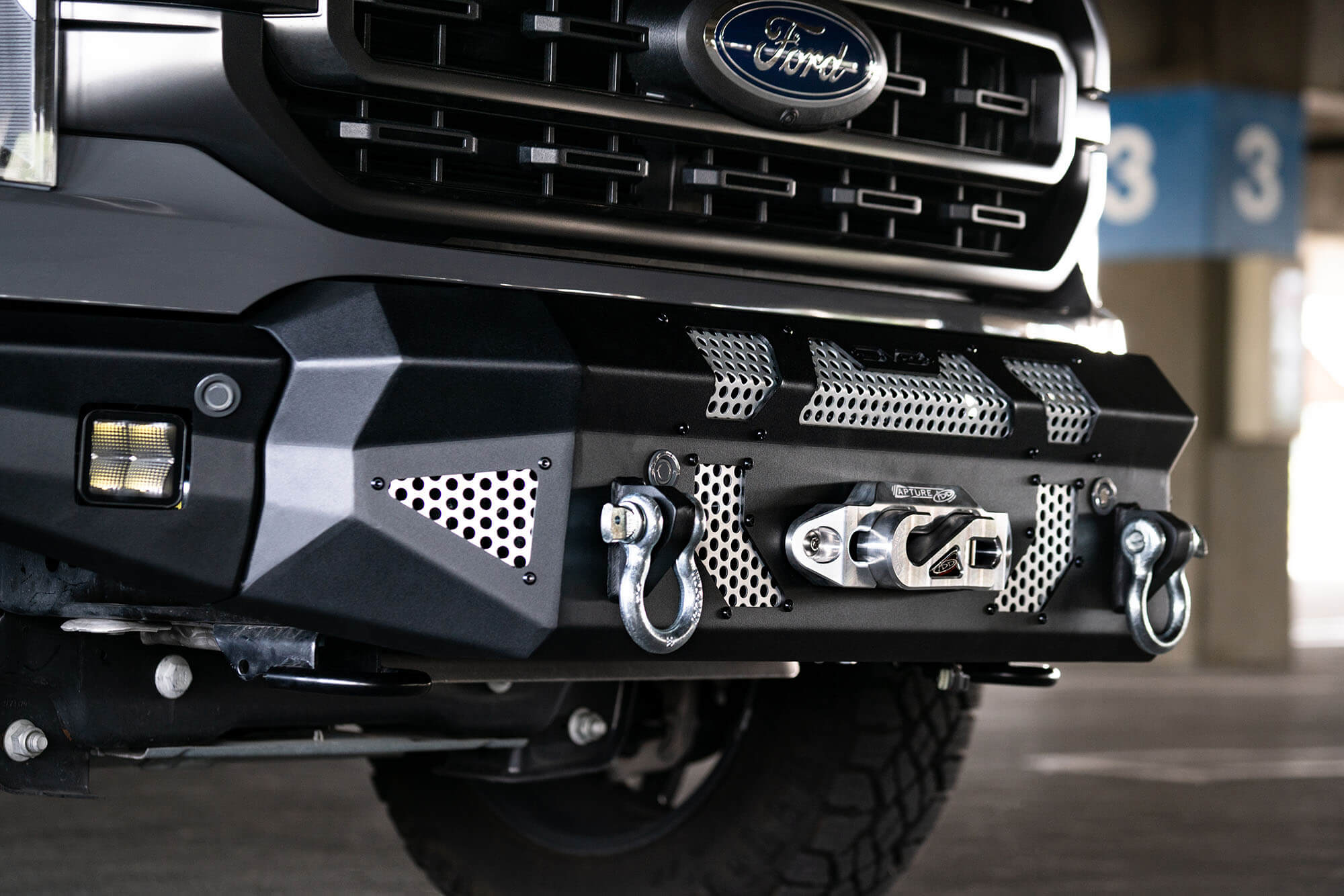 ford-f150-winch-front-bumper - NVMOS
