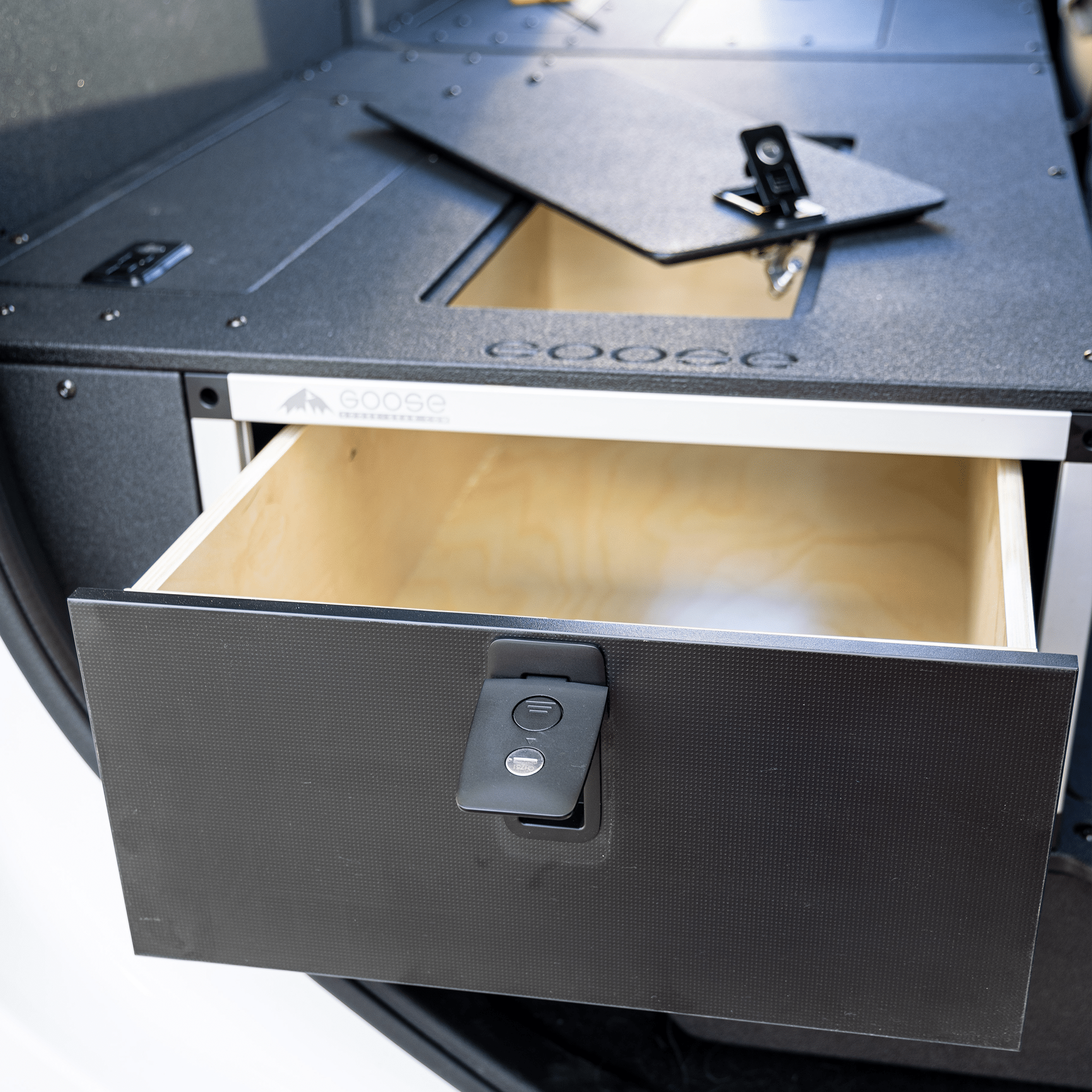 Ford Ranger 2019-2023 4.ª generación Super Crew: módulo de cajón individual en la segunda fila