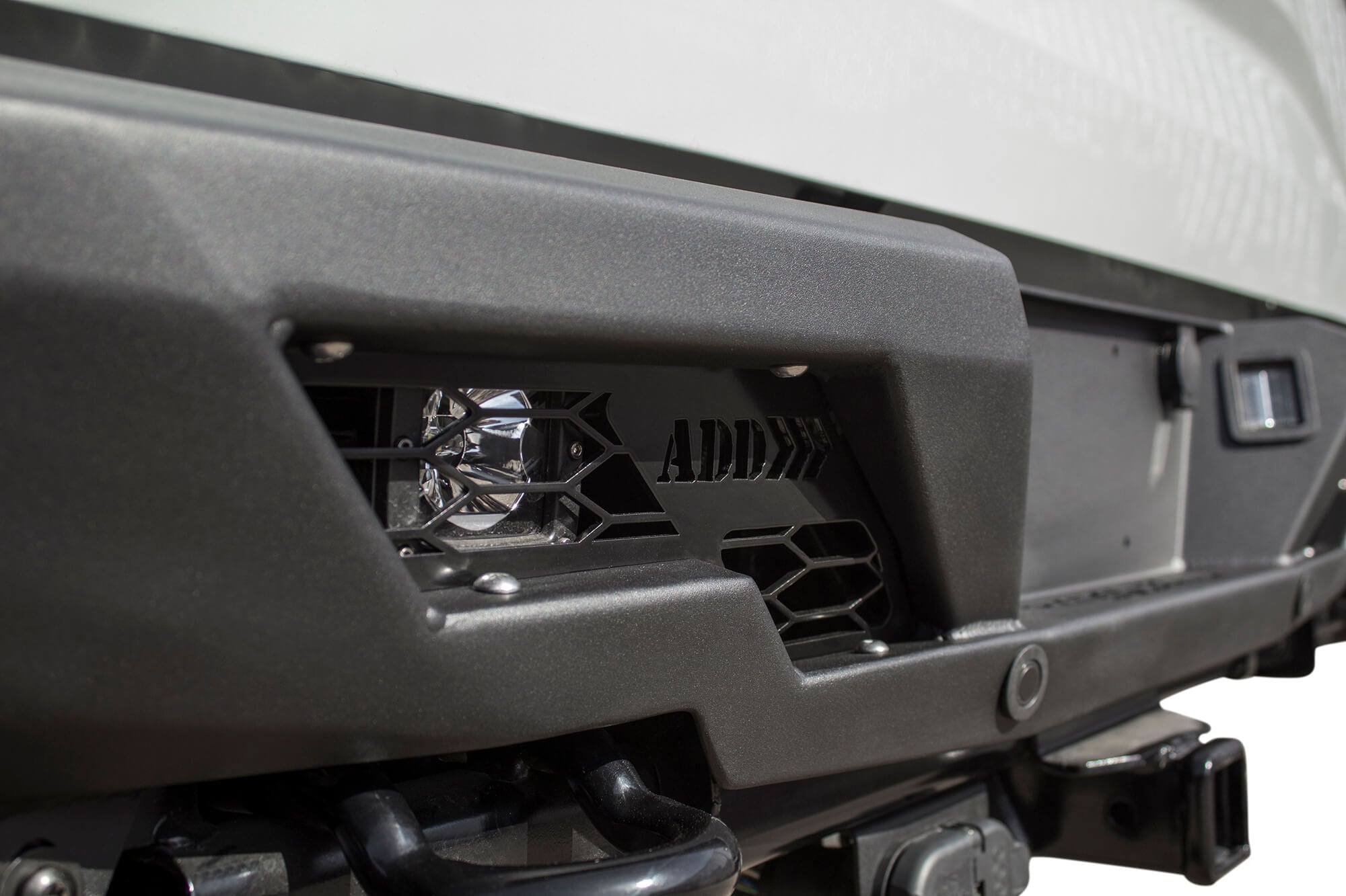 ford-raptor-bumper_3a941e7e-4b2b-4d5c-b55e-59e172647b8d - NVMOS