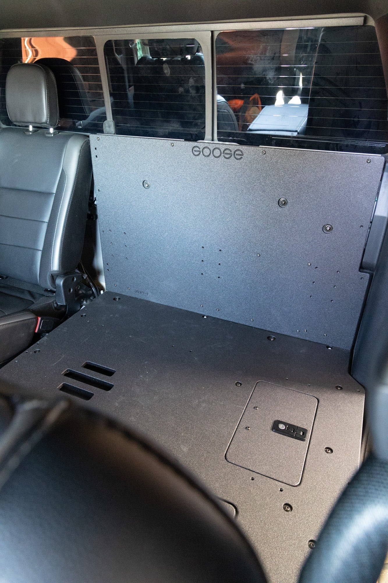 Goose Gear Ford Super Duty F250-F550 2017-Present 4th & 5th Gen. Crew Cab - Second Row Seat Delete Plate System