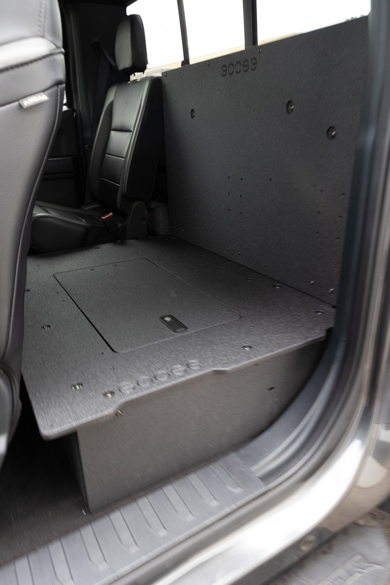 Goose Gear Ford Super Duty F250-F550 2017-Present 4th & 5th Gen. Super Cab - Second Row Seat Delete Plate System