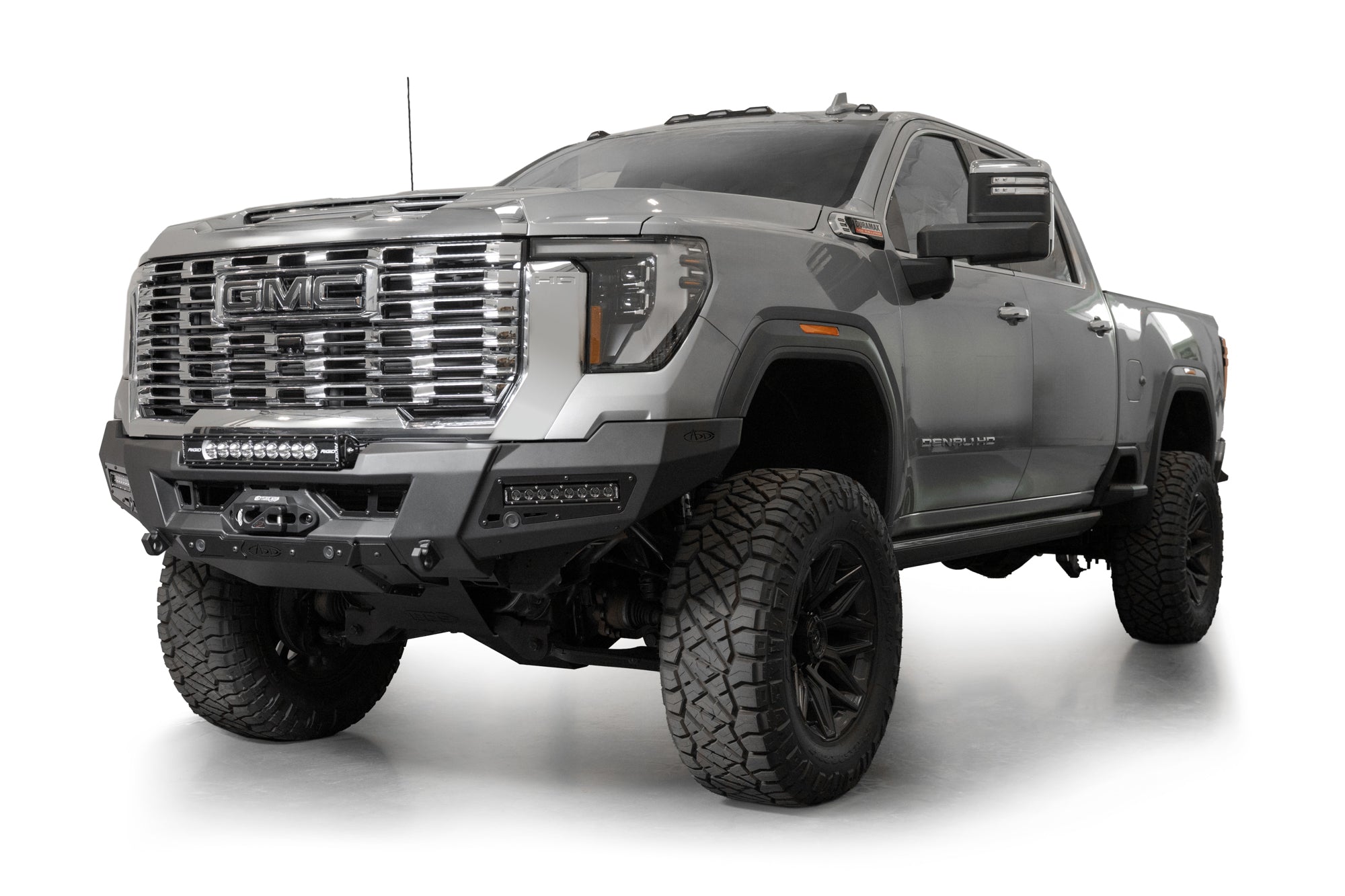 gmc-hd-phantom-winch-front-bumper-studio-8 - NVMOS