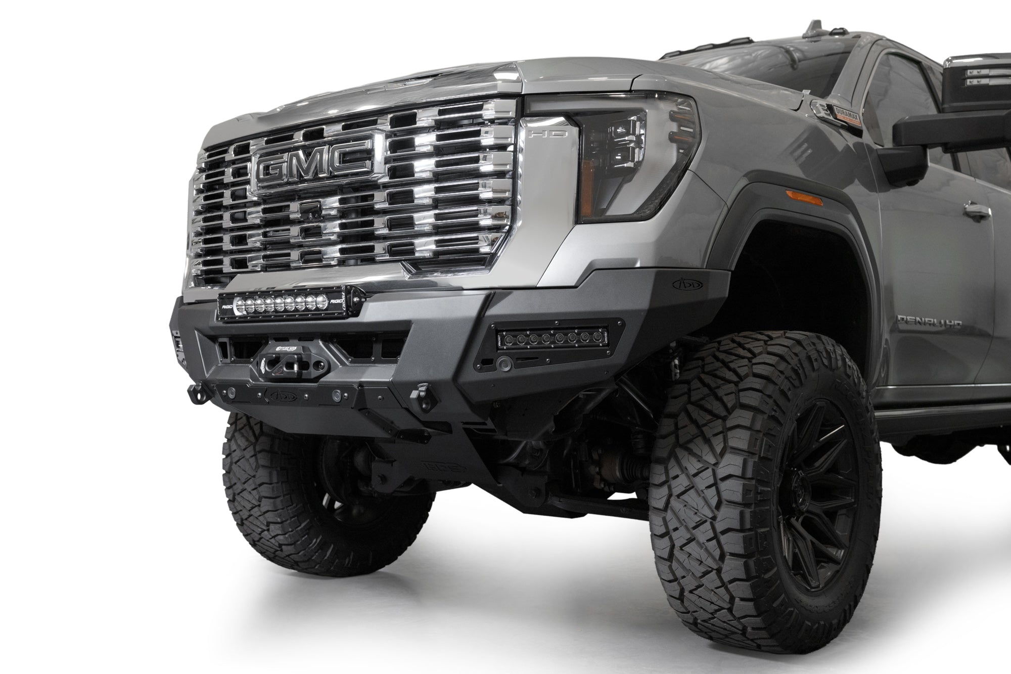 gmc-hd-phantom-winch-front-bumper-studio-9 - NVMOS