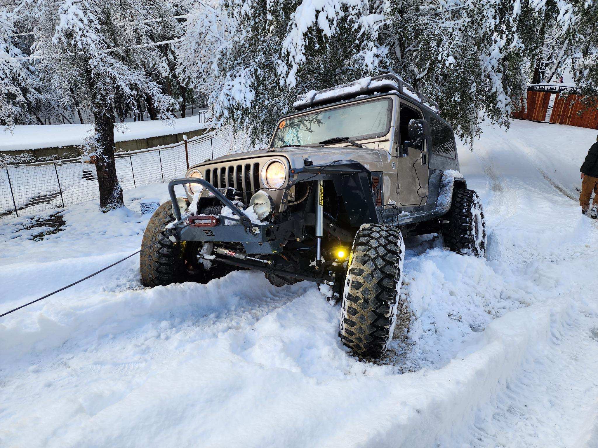 GateKeeper Off-Road DynaTrac Prorock Dana 60 Steerable Knuckle Pod Light Mounts for High Steer