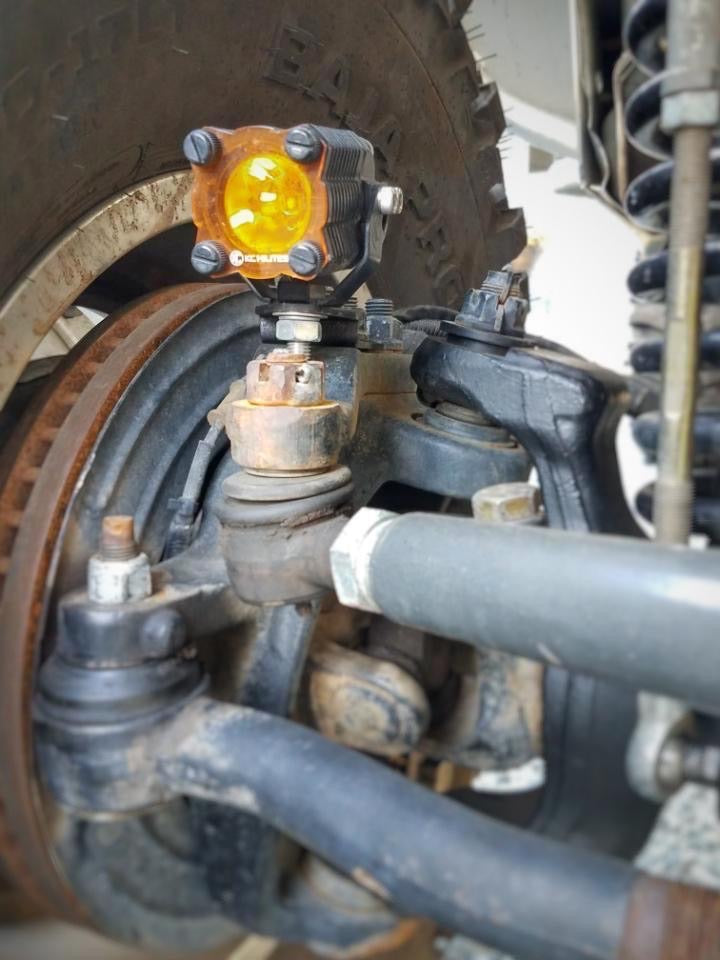 GateKeeper Off-Road Dana Spicer Ultimate Dana 60 Steerable Knuckle Pod Light Mounts for High Steer