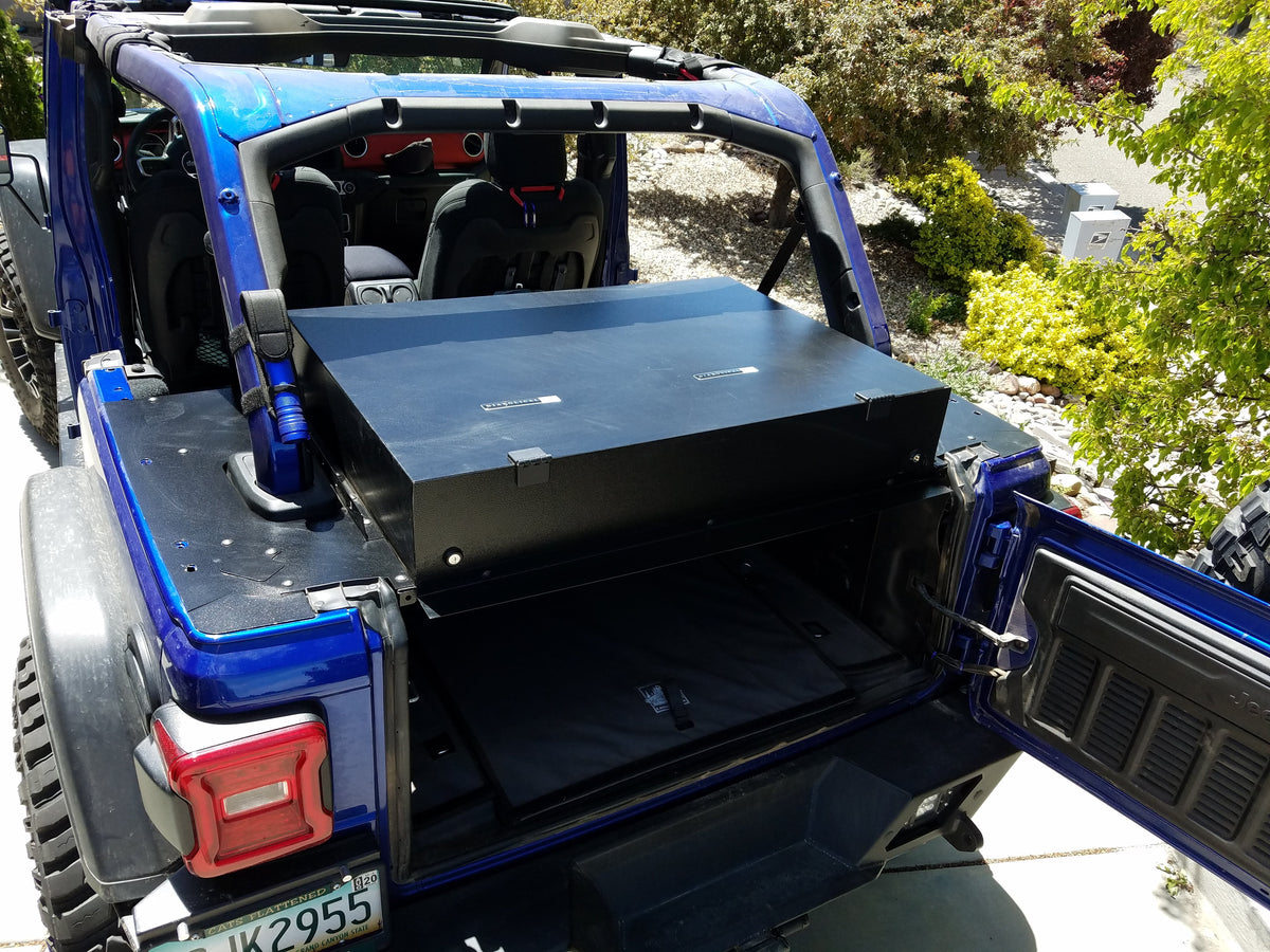 Diabolical Inc Slipstream 4-inch top in a Jeep Wrangler