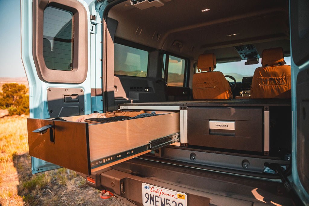 Ineos - Grenadier - 2024-Presente - 1.ª generación - Serie Explore - Paquete Stealth Sleep & Chef