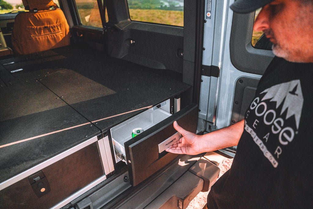 Ineos - Grenadier - 2024-Presente - 1.ª generación - Serie Explore - Paquete Stealth Sleep & Chef