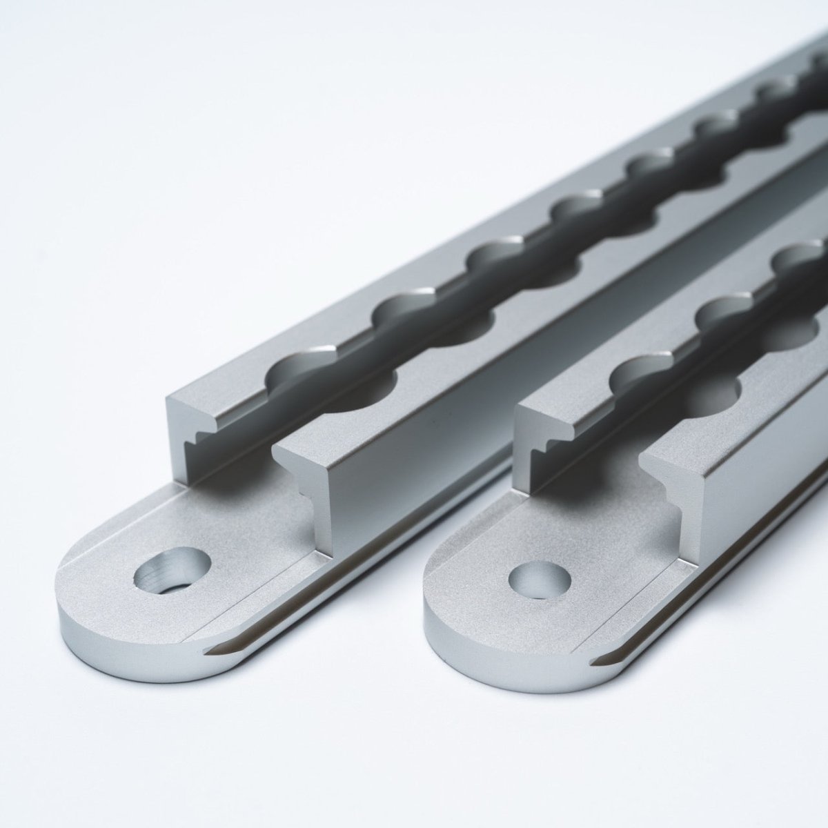 interior-utility-rails-for-ineos-grenadier-4656508 - NVMOS