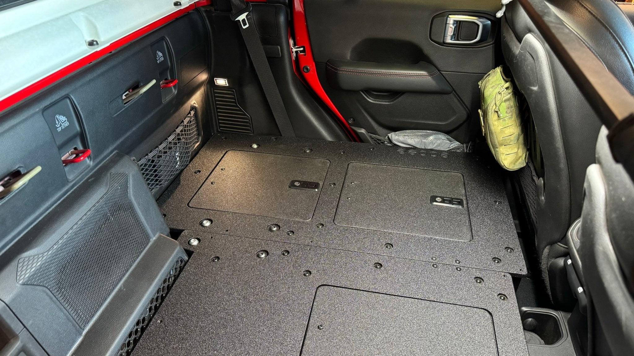 Jeep Gladiator 2019-Present JT 4 puertas - Sistema de eliminación de placa para asientos de la segunda fila - Plataforma alta