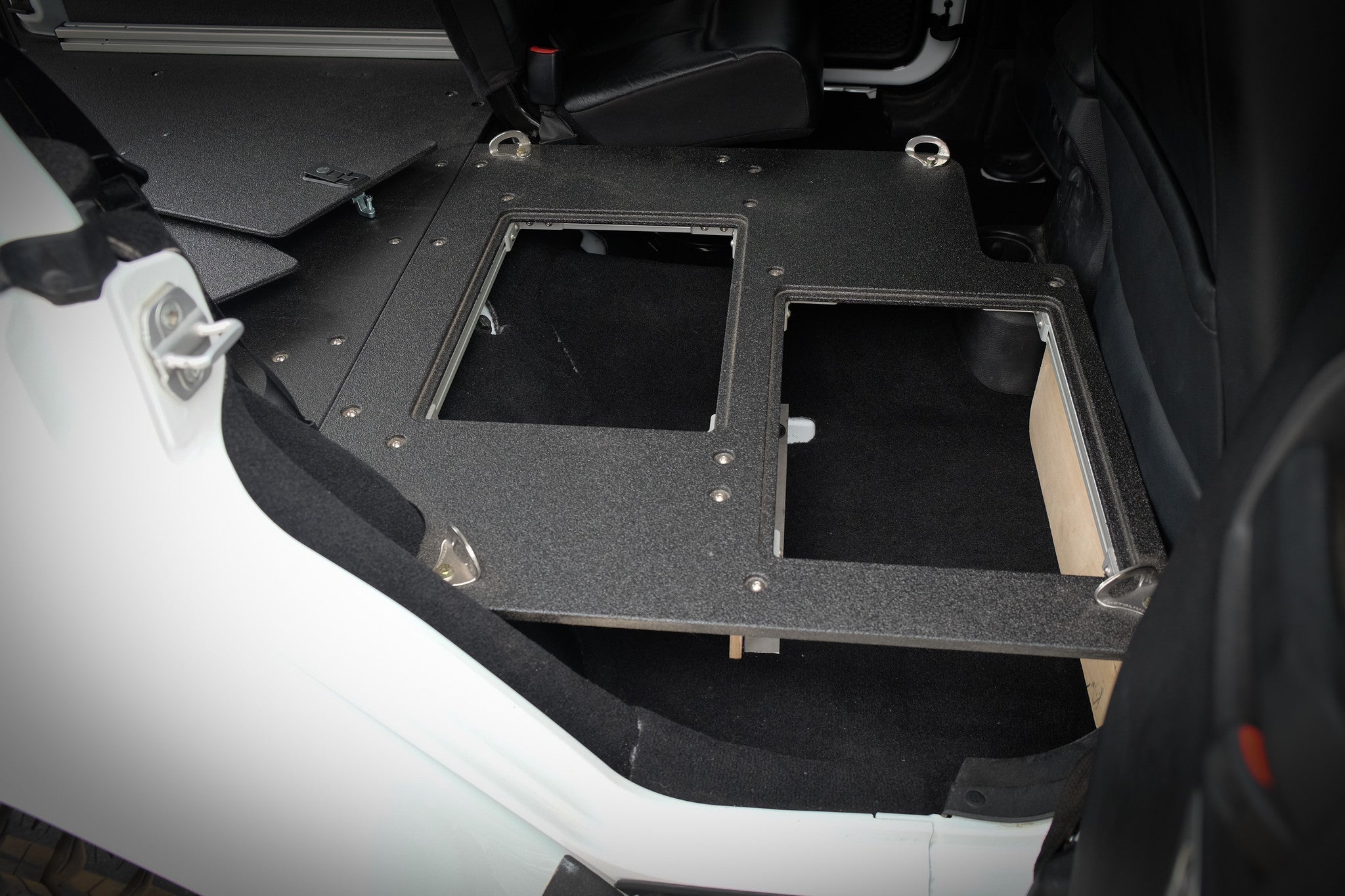 Jeep Wrangler 2007-2018 JKU 4 puertas: sistema de placa de eliminación del asiento de la segunda fila