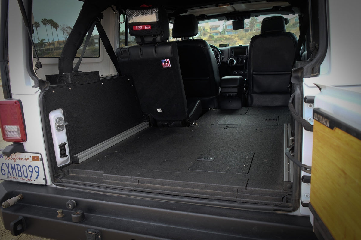 Jeep Wrangler 2007-2018 JKU 4 Door - Second Row Seat Delete Plate System – view 6