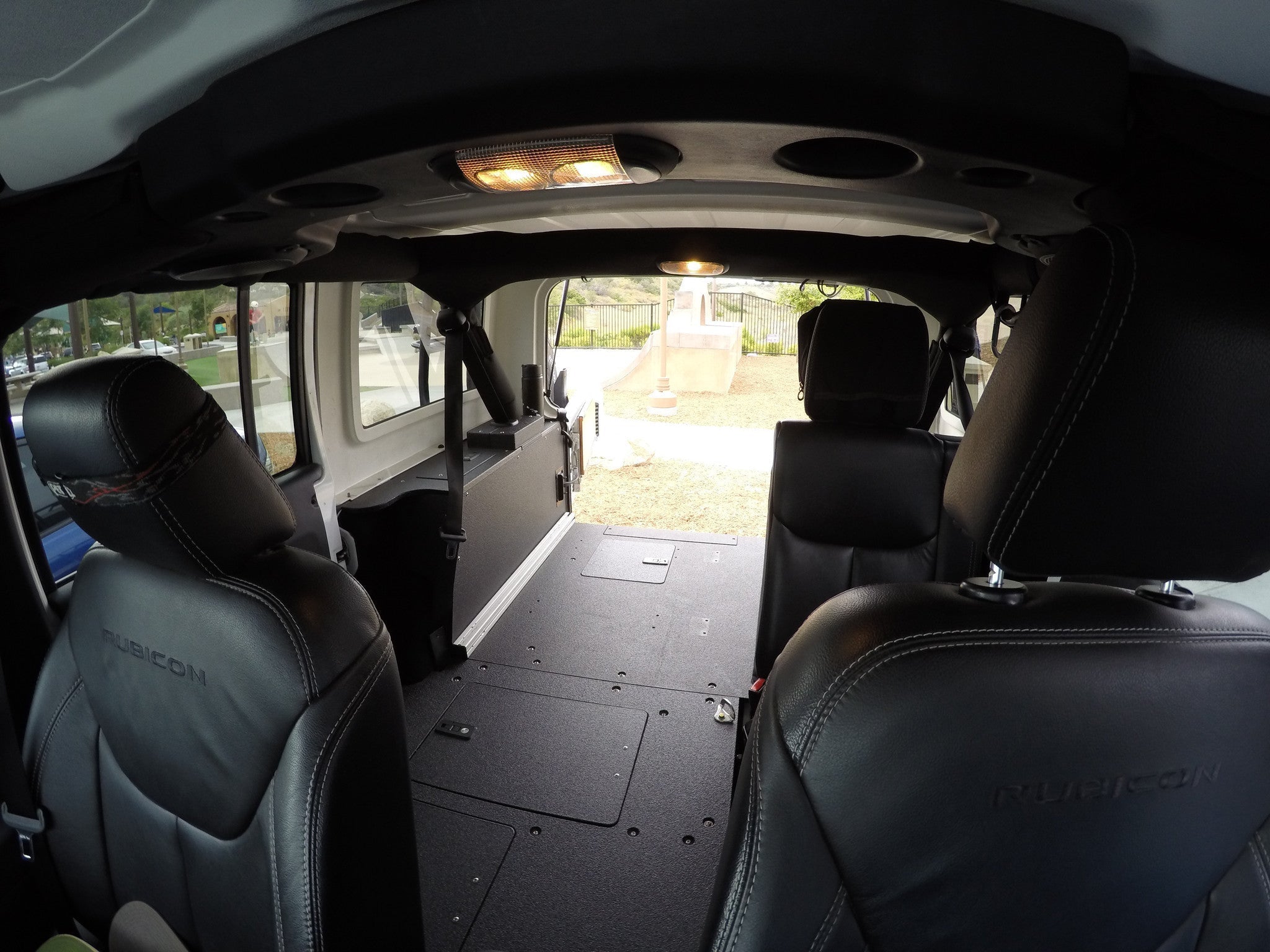 Jeep Wrangler 2007-2018 JKU 4 puertas: sistema de placa de eliminación del asiento de la segunda fila