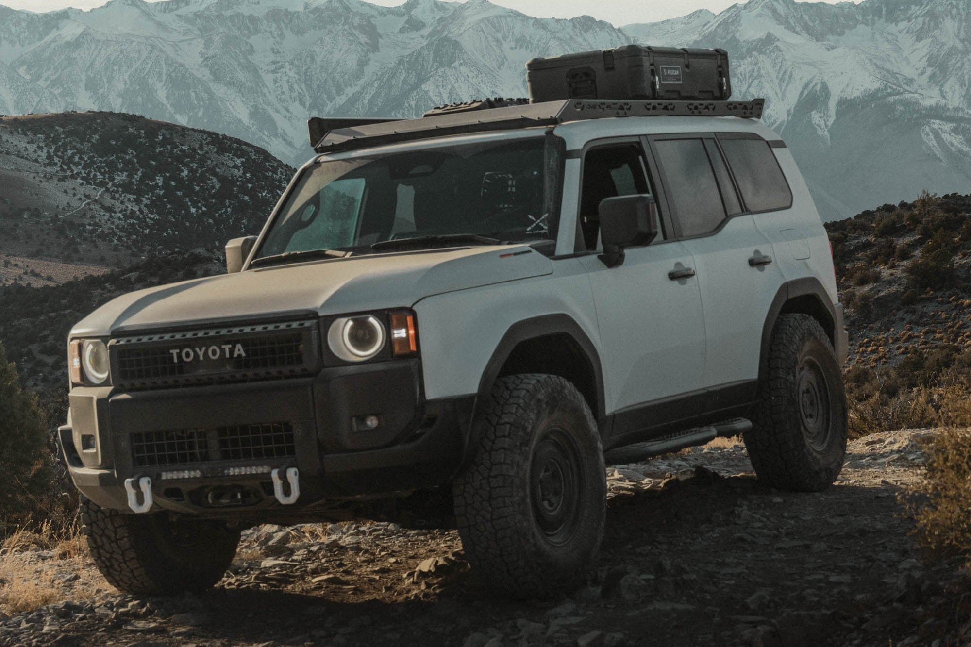 land-cruiser-250-series-lexus-gx-550-roof-rack-installed-16 - NVMOS