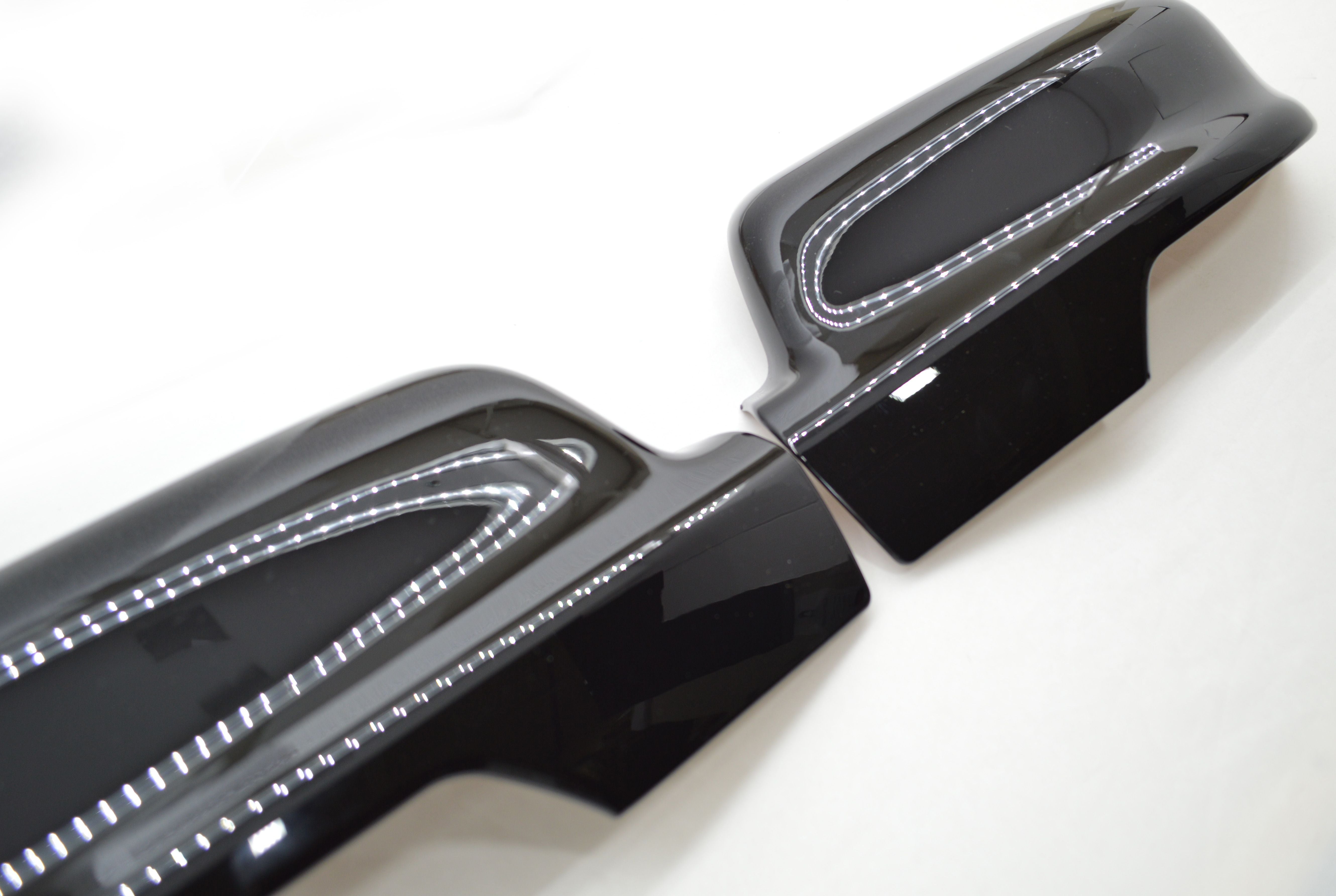 MC6290BLK 19-22 Ram 1500 2 PCS With Turn Signal Top Gloss Black Tape-on Mirror Cover