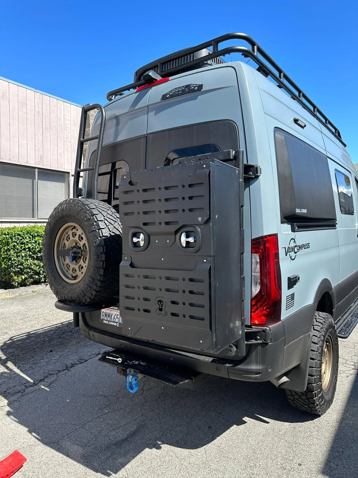 Owl Monster Box XL cargo box for universal fit