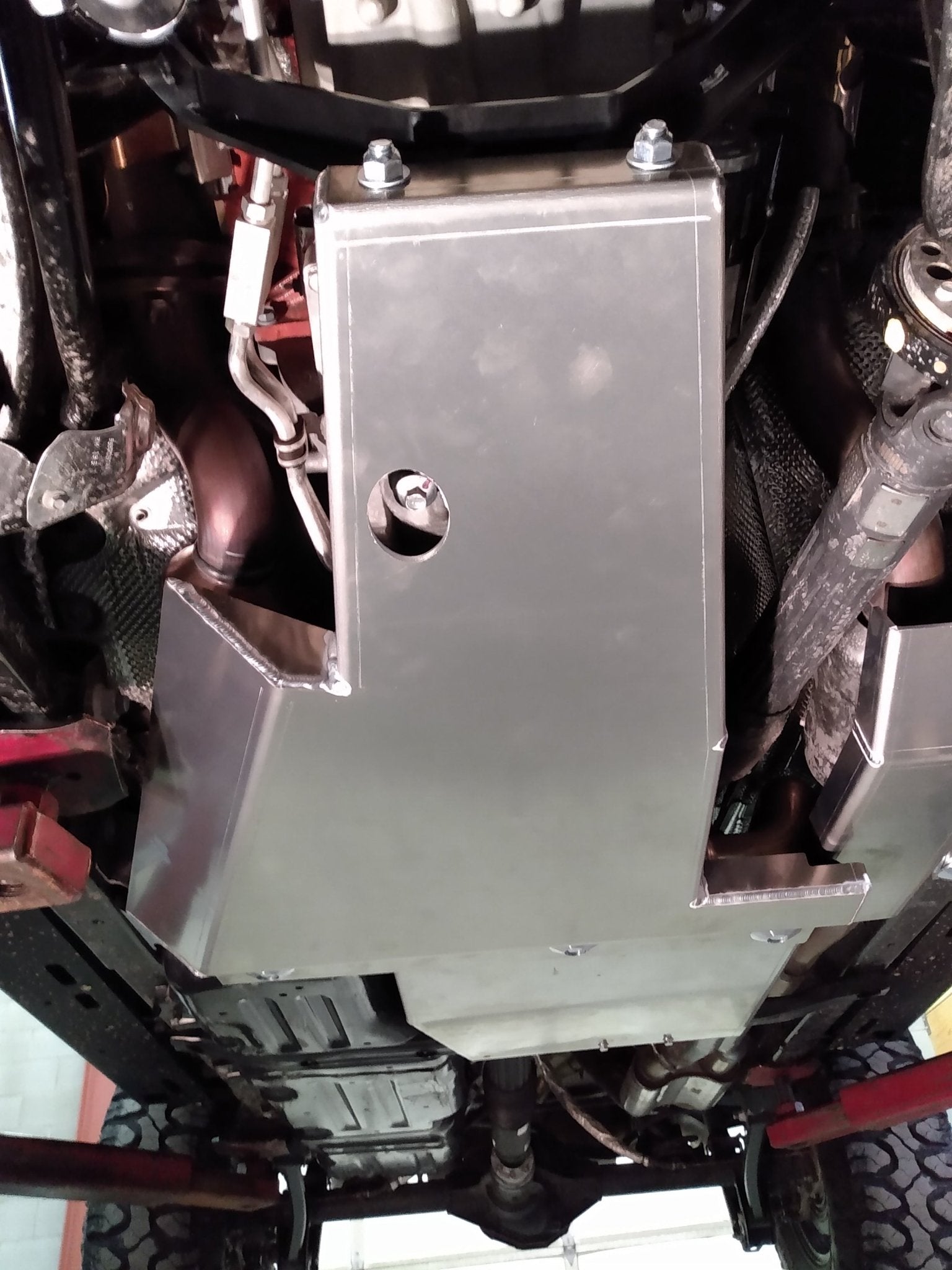 oil-pan-transmission-skid-plate-aluminum-for-jeep-wrangler-jl-with-392-hemi-64l-2021-669562 - NVMOS