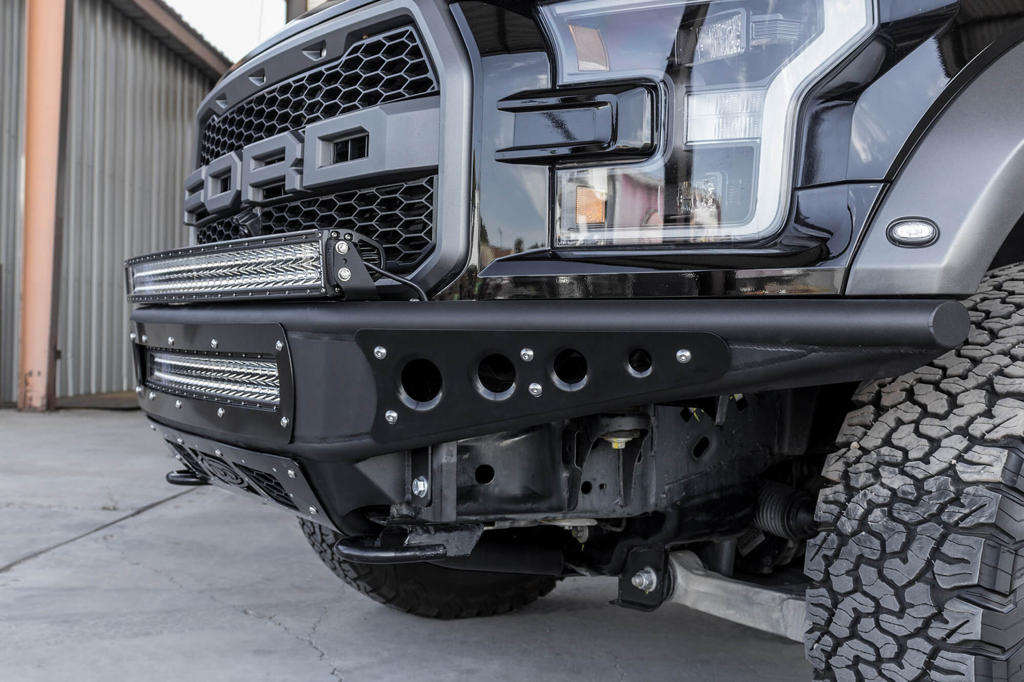 raptor-front-bumper-venom-11 - NVMOS