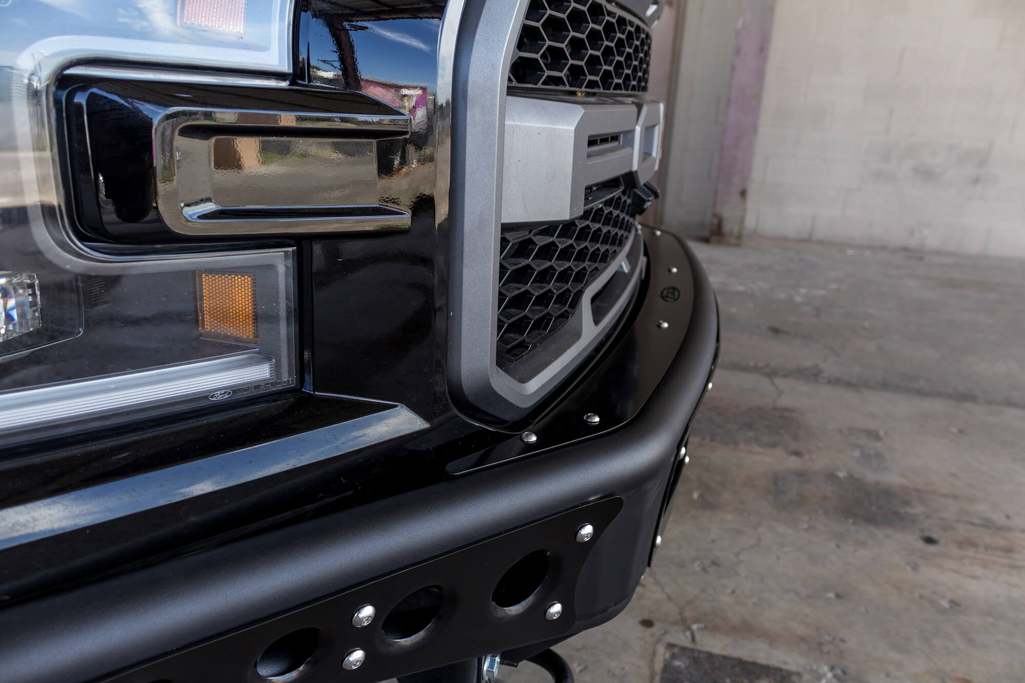 raptor-front-bumper-venom-12 - NVMOS