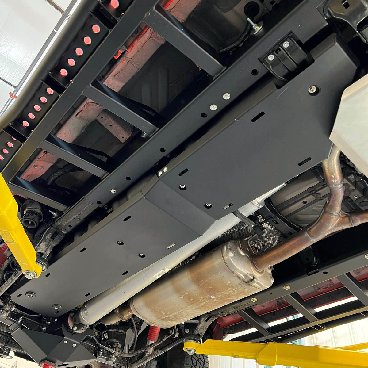 RCI 32 gallon fuel tank skid plate for Toyota Tundra