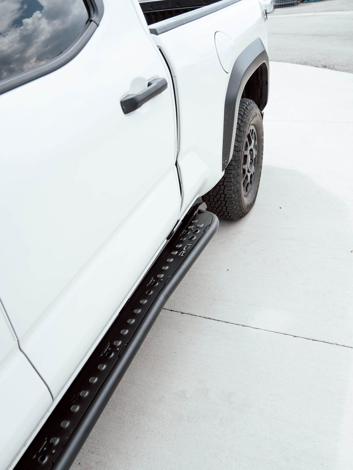 RCI rock sliders for 2024+ Toyota Tacoma long bed