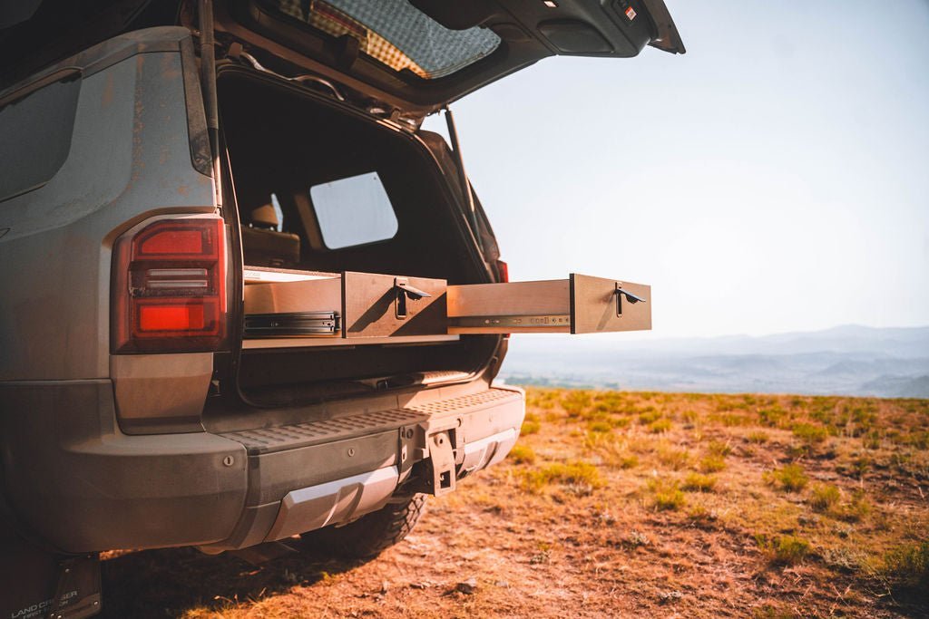 Módulo de cajón lateral x lateral: 43-3/8" de ancho x 36" de profundidad