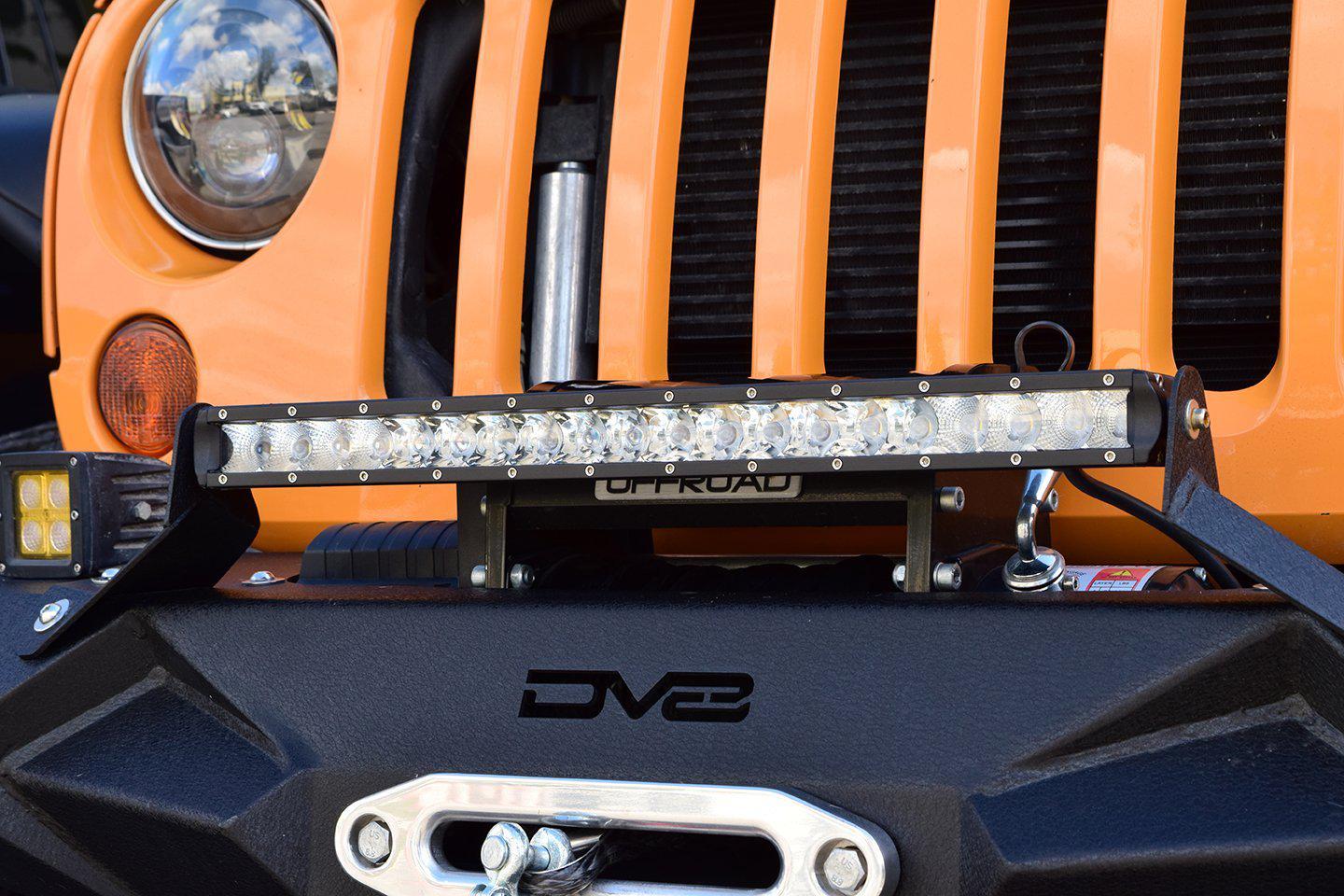 single-row-led-light-bar-with-chrome-face-dv8-offroad-6 - NVMOS