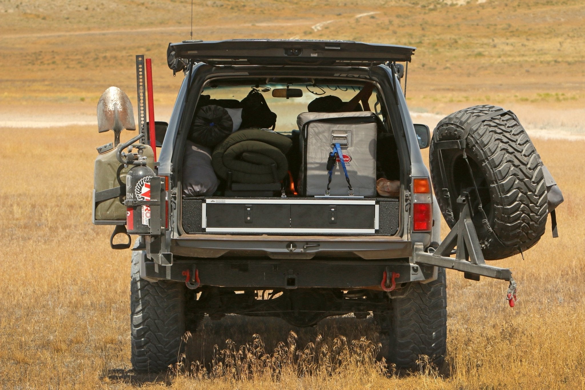 Goose Gear Stealth Sleep and Storage Packaged for Toyota Land Cruiser 1991-1997 80 Series - 43-3/8" W x 8" H x 40" D