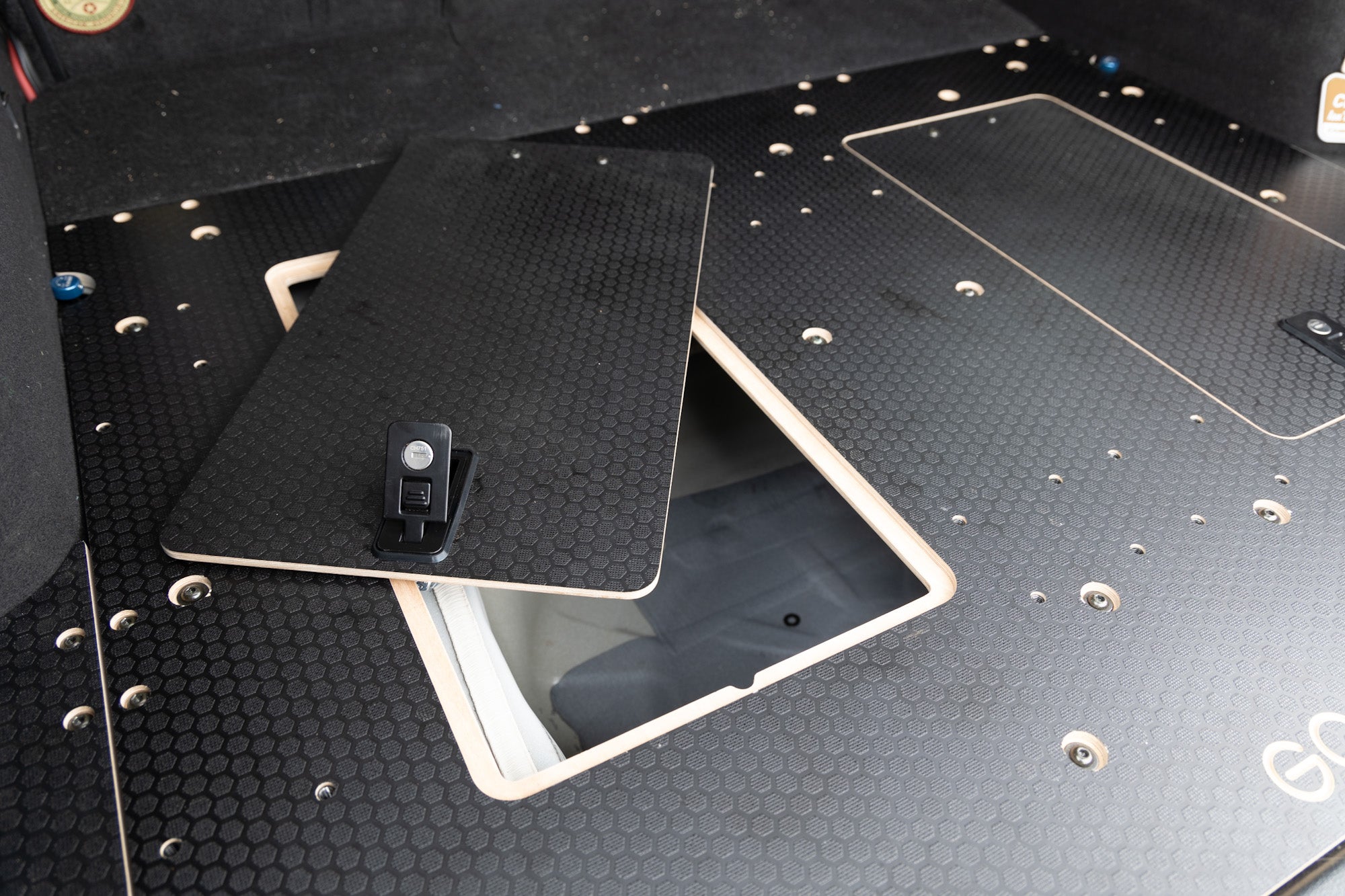 斯巴鲁 Outback 2015-2019 第五代 - 后板系统