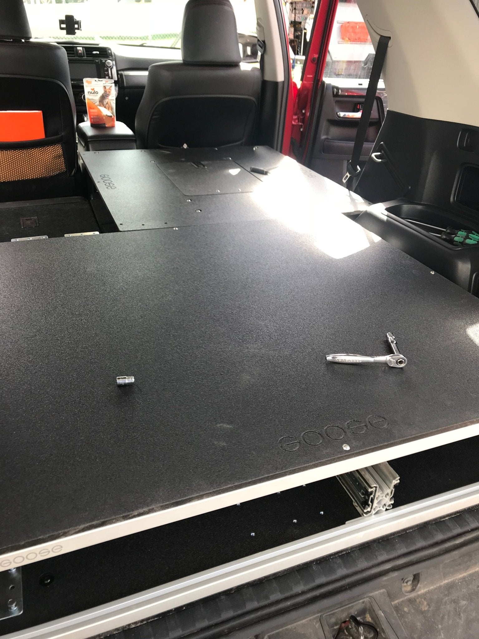 Toyota 4Runner 2010-2024 5.ª generación: sistema de placa de eliminación de asientos de la segunda fila: altura del módulo