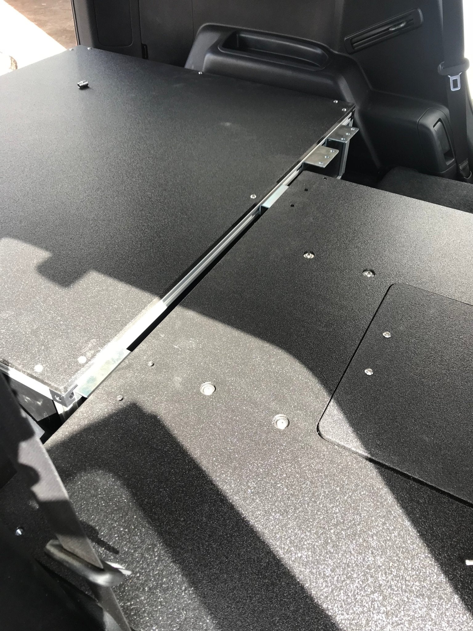 Toyota 4Runner 2010-2024 5.ª generación: sistema de placa de eliminación de asientos de la segunda fila: altura del módulo