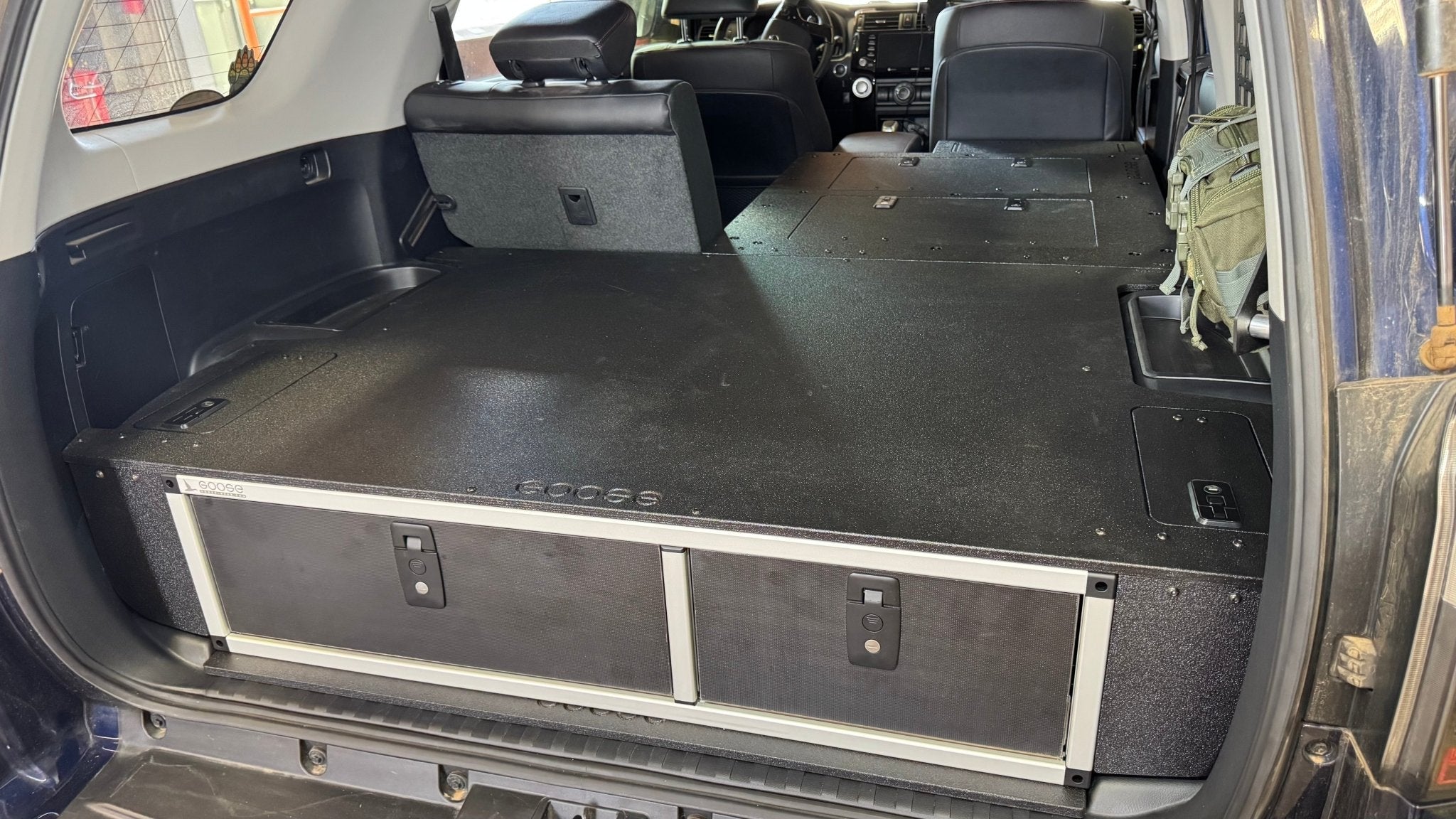 Toyota - 4Runner - 2010-Present - 5th Gen - Standard - Explore Series - Seat Delete Plate System - Second Row - V2 - 10" Module Based